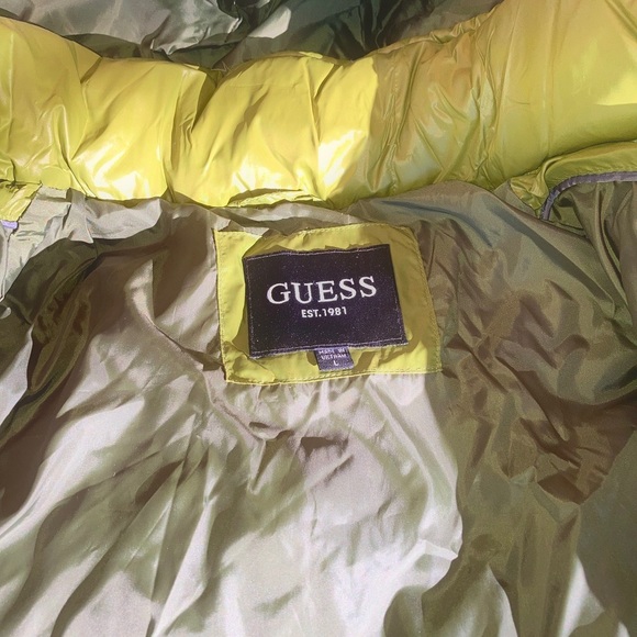GUESS Puffer Shine Jacket in Green Size Large | Jimmy Jazz - Picture 7 of 12
